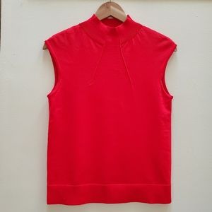COS red top